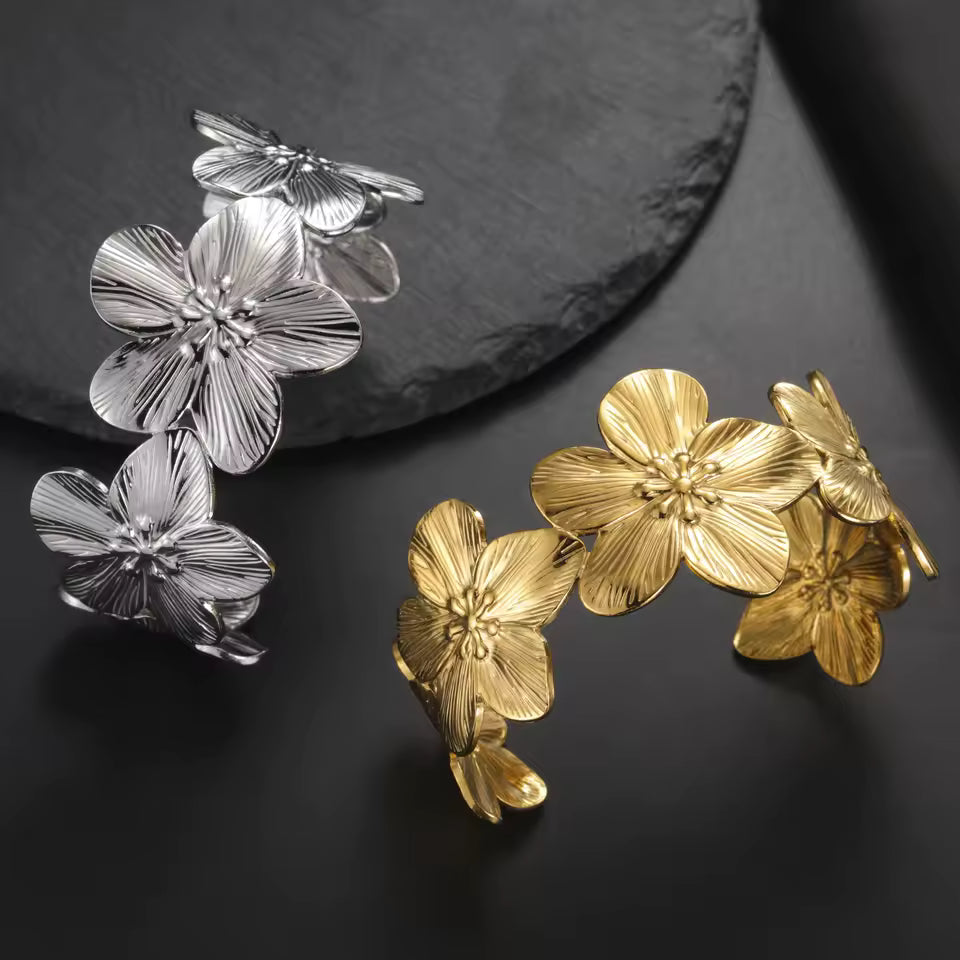 Modern Stainless Steel Flower Cuff Bracelet – Adjustable Women’s Jewelry
